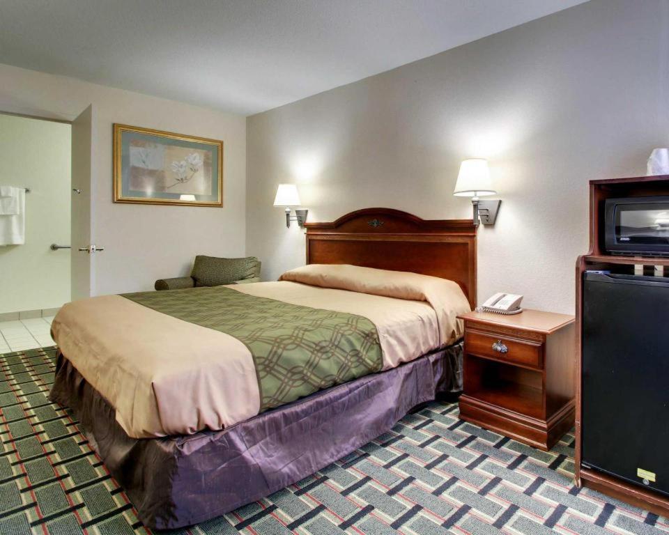 Econo Lodge Meridian Esterno foto